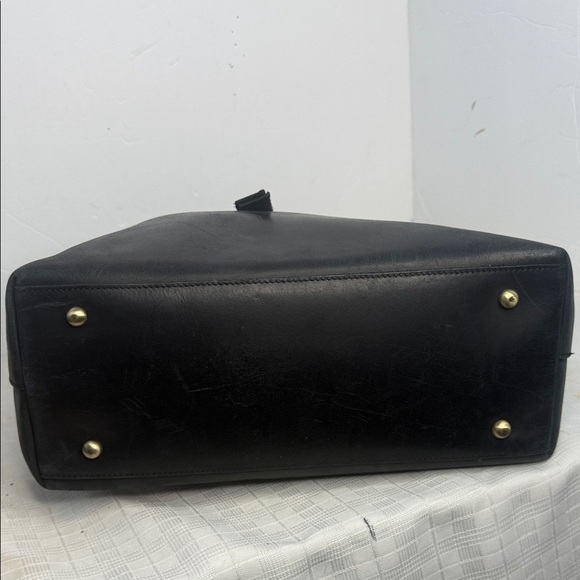 S-ZONE GENUINE LEATHER TOTE in Black - Picture 8 of 11